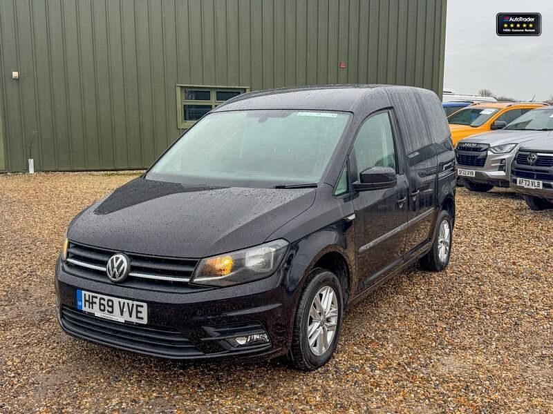 Used VW Caddy Highline 102 HP (75 kW) 2019 Black MPV