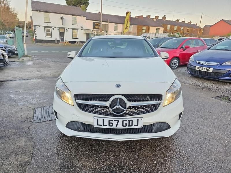Used Mercedes A160 SE 102 HP (75 kW) 2017 White Hatchback
