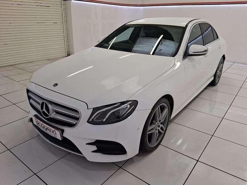 Used Mercedes E200 AMG line 184 HP (135 kW) 2019 White Sedan