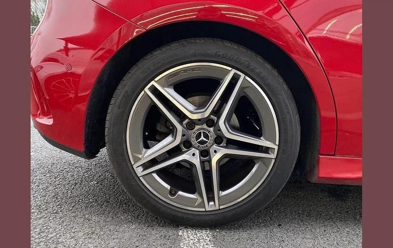 Used Mercedes A180 AMG Line Premium Plus 116 HP (85 kW) 2019 Jupiter red Hatchback
