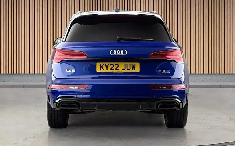 Used Audi Q5 Comfort 265 HP (194 kW) 2022 Blue SUV