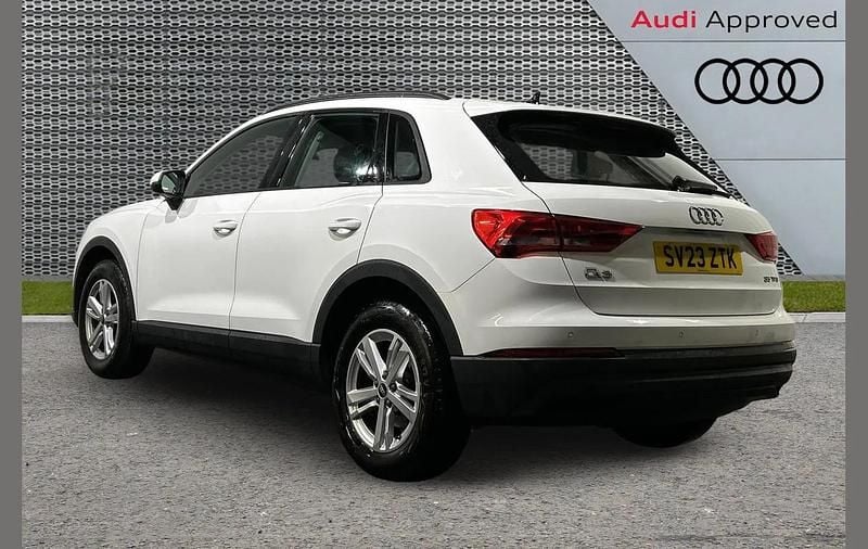 Used Audi Q3 Design 147 HP (108 kW) 2023 White SUV