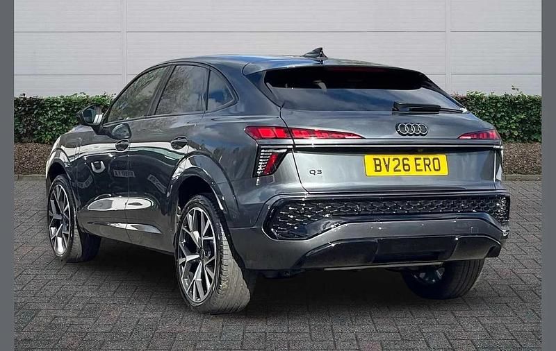 New Audi Q3 Comfort 267 HP (196 kW) 2026 Grey SUV