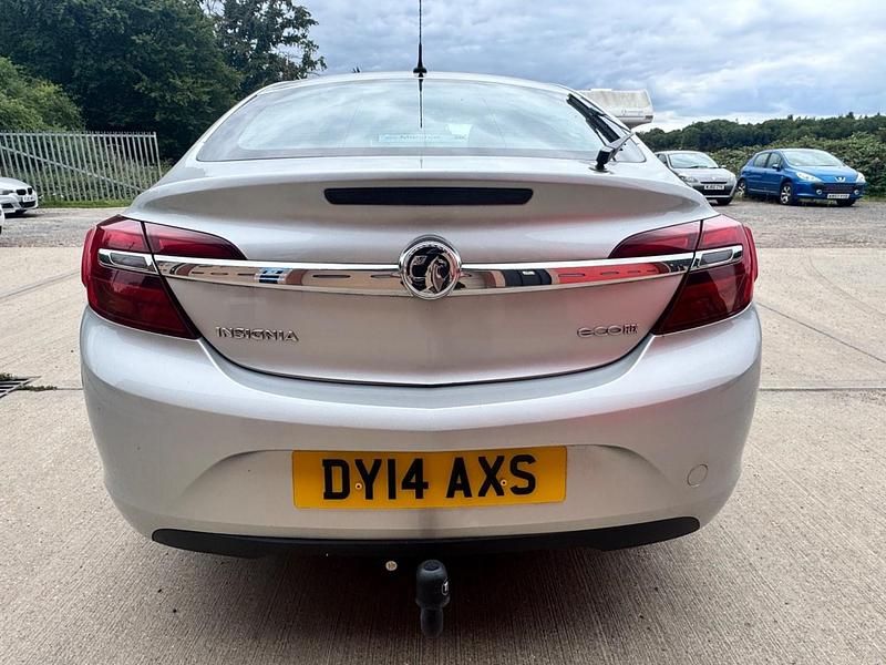 Used Vauxhall Insignia Design Edition 2014 Silver Hatchback