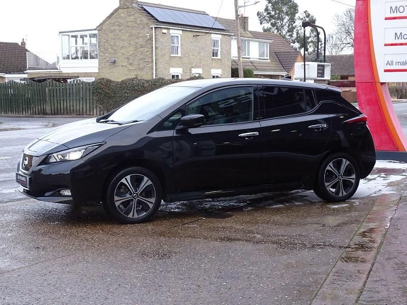 Used Nissan Leaf Tekna 160 kW (218 HP) 2021 Black Hatchback
