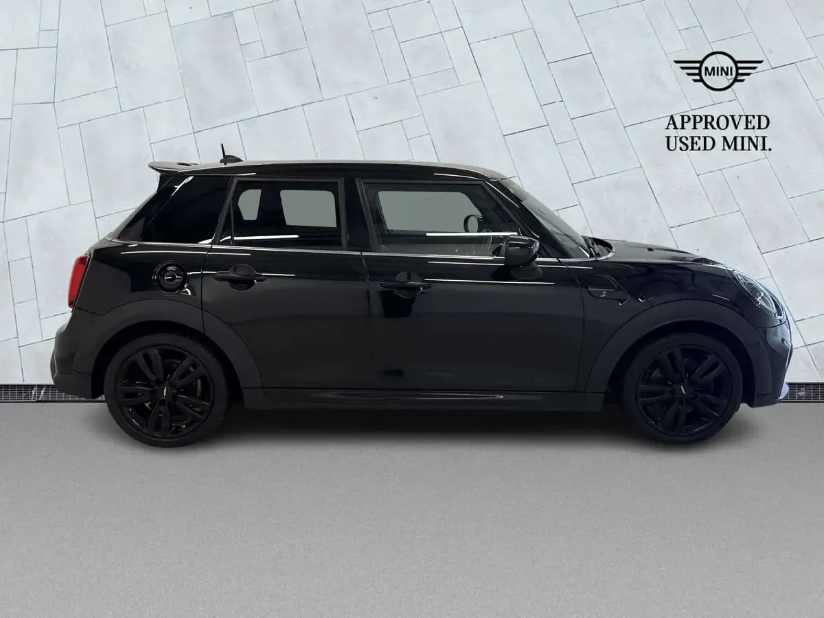 Used Mini Cooper S Sport 192 HP (141 kW) 2021 Black Hatchback