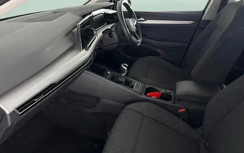 Usado VW Golf VIII Life 116 HP (85 kW) 2024 Citadino