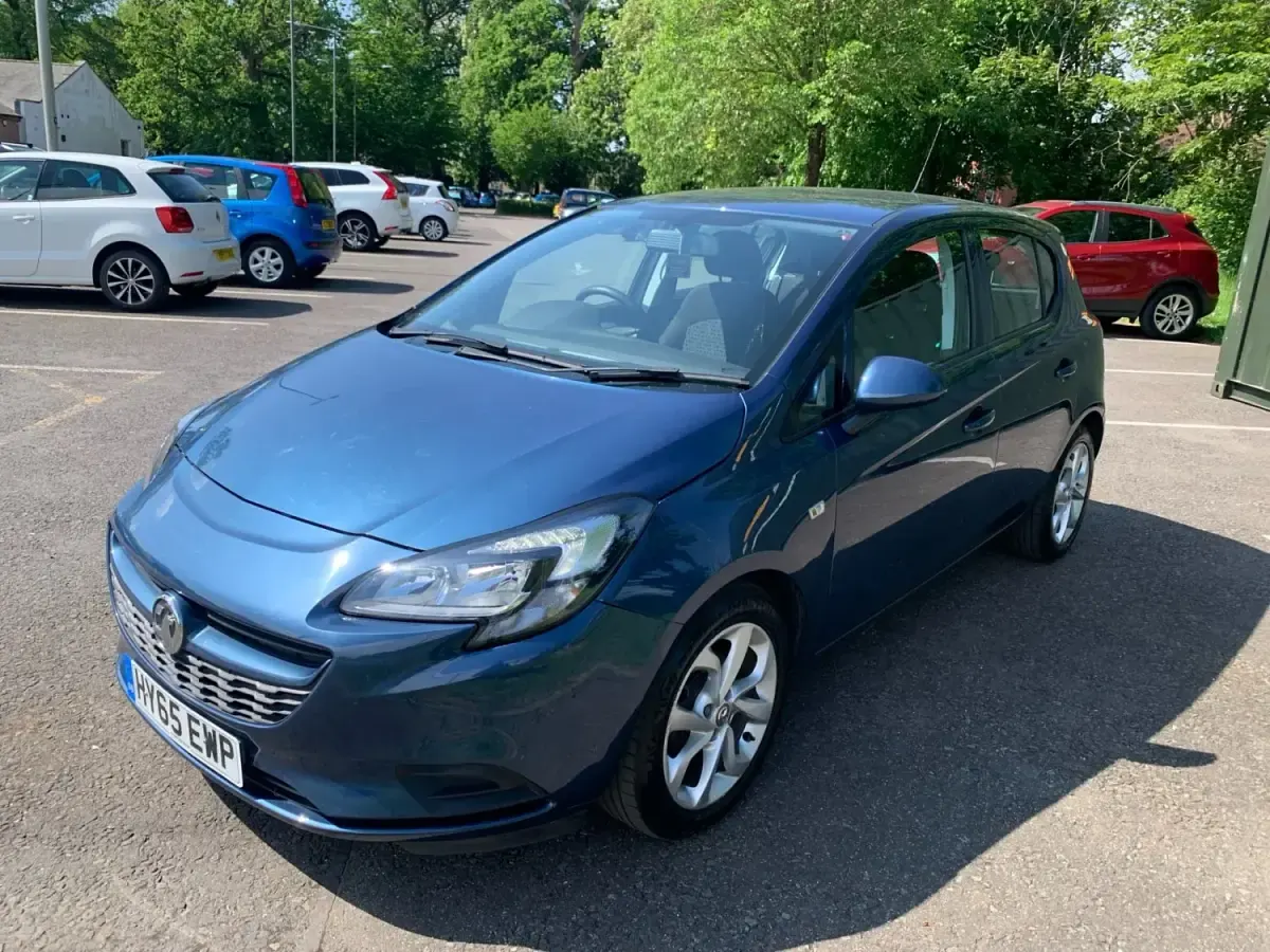 Używany Vauxhall Corsa 2015 Niebieski Hatchback