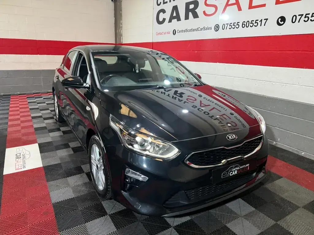 Used Kia Ceed 118 HP (86 kW) 2019 Black Hatchback