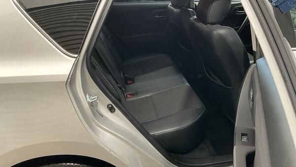 Usado Toyota Auris Multidrive S 2014 Prateado Citadino