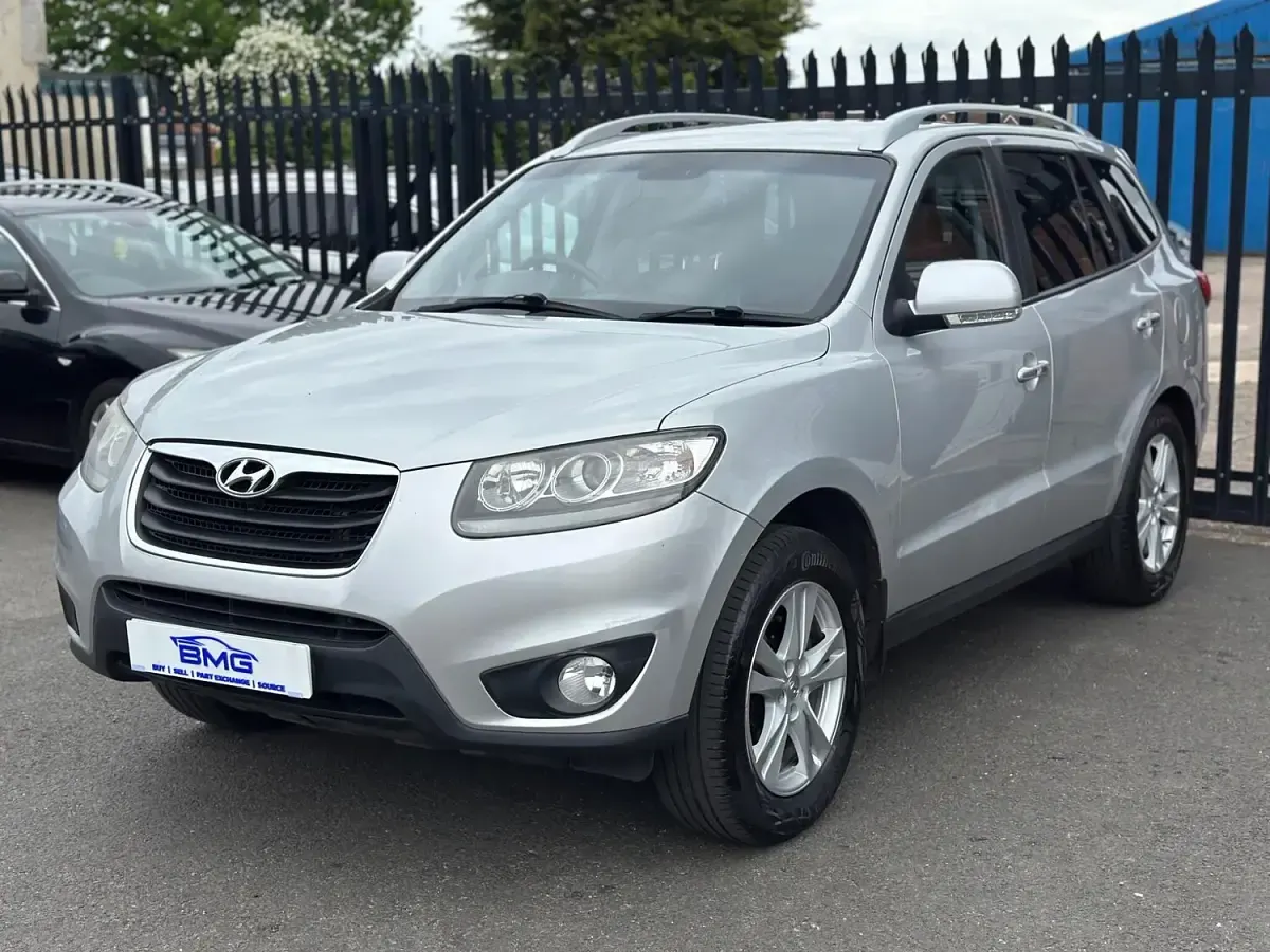 Used Hyundai Santa Fe Premium 197 HP (144 kW) 2010 Silver SUV