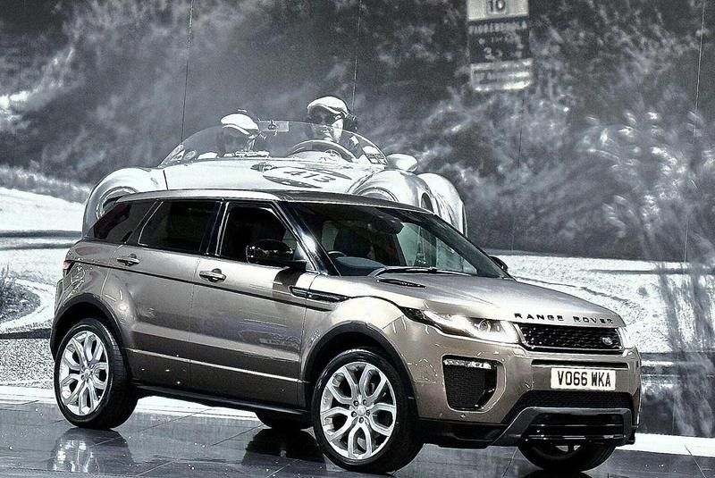 Brown Used 2016 Land Rover Range Rover evoque HSE Dynamic SUV | £13,350 (Fair price) - Image 1/4