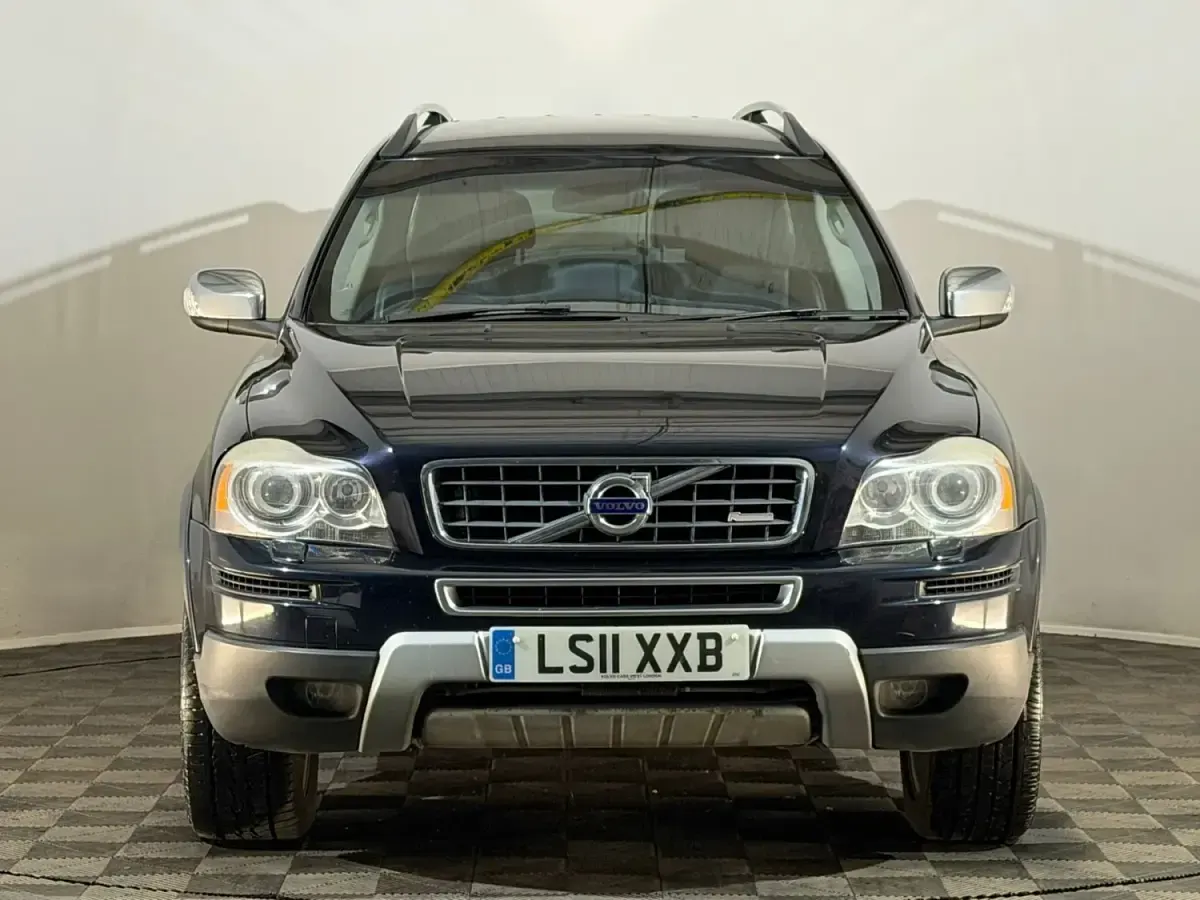 Usado Volvo XC90 R-Design 200 CV (147 kW) 2011 Azul SUV