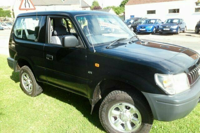 Used Toyota Land Cruiser 123 HP (90 kW) 1999 SUV