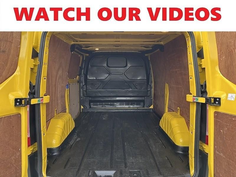 Used Ford Transit Custom 105 HP (77 kW) 2022 Yellow Van