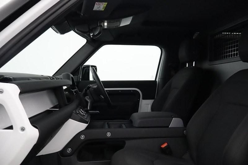 Used Land Rover Defender 247 HP (181 kW) 2024 White SUV