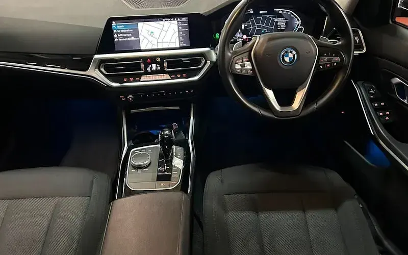 Used BMW 330e Comfort Edition 292 HP (214 kW) 2021 Black Sedan