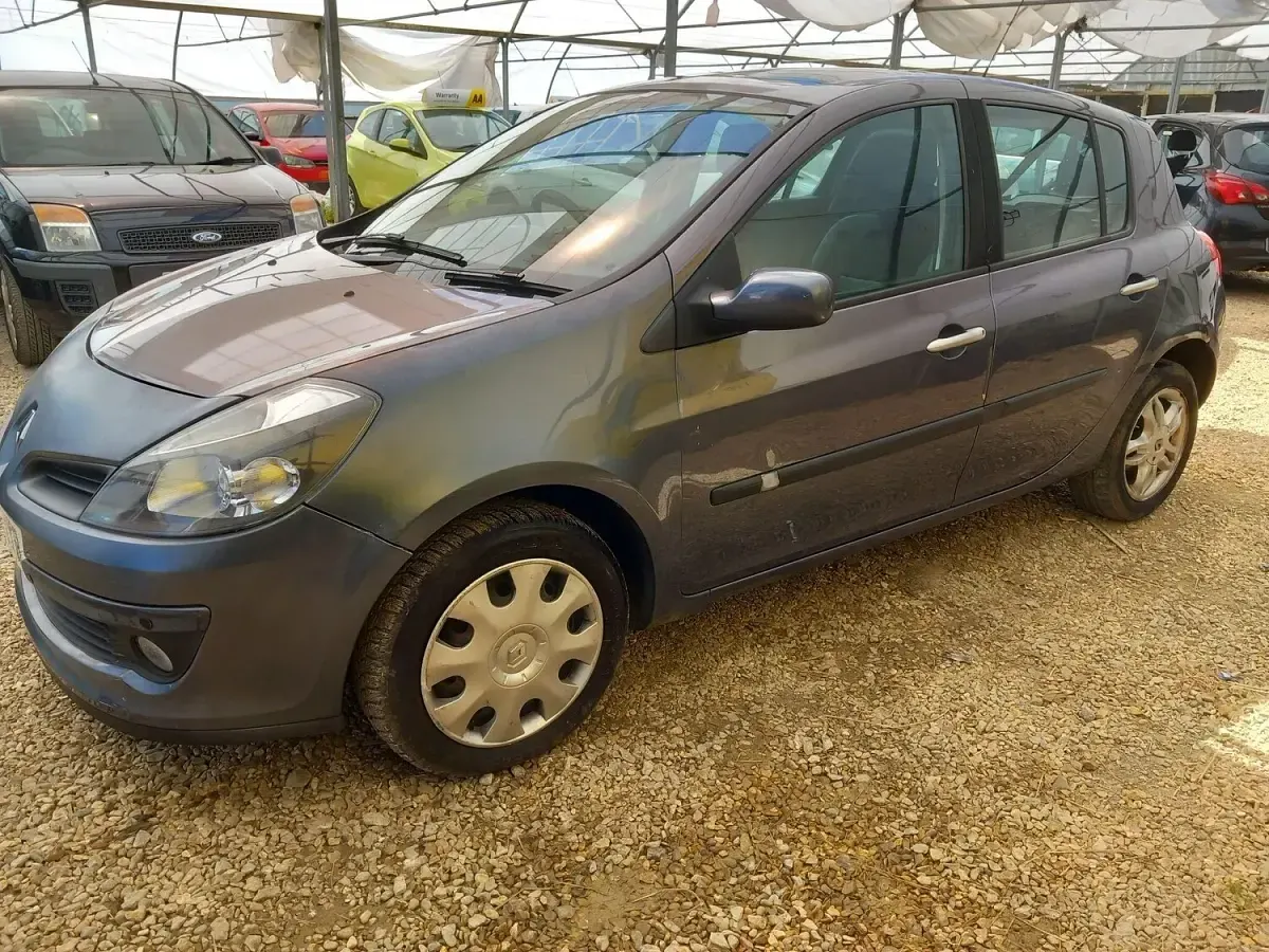 Used Renault Clio II Dynamique 2007 Blue Hatchback