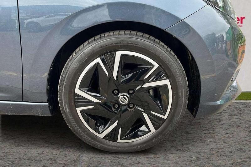 Usata Nissan Micra Acenta 92 CV (67 kW) 2022 Grigio Utilitaria