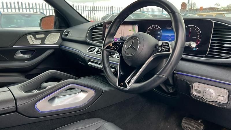 Used Mercedes GLE400 AMG line 381 HP (280 kW) 2024 Obsidian black metallic SUV