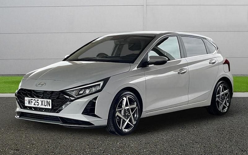 Used Hyundai i20 Premium 101 HP (74 kW) 2025 Grey Hatchback