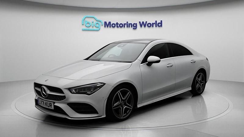 Used Mercedes CLA180 AMG line 136 HP (100 kW) 2021 White Sedan