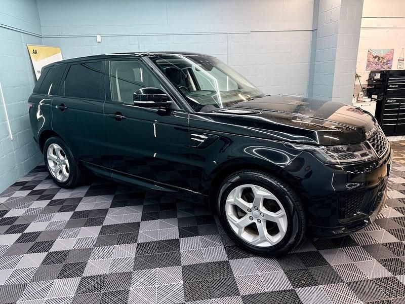 Second-hand Land Rover Range Rover Sport HSE 240 CP (176 kW) 2018 Negru SUV