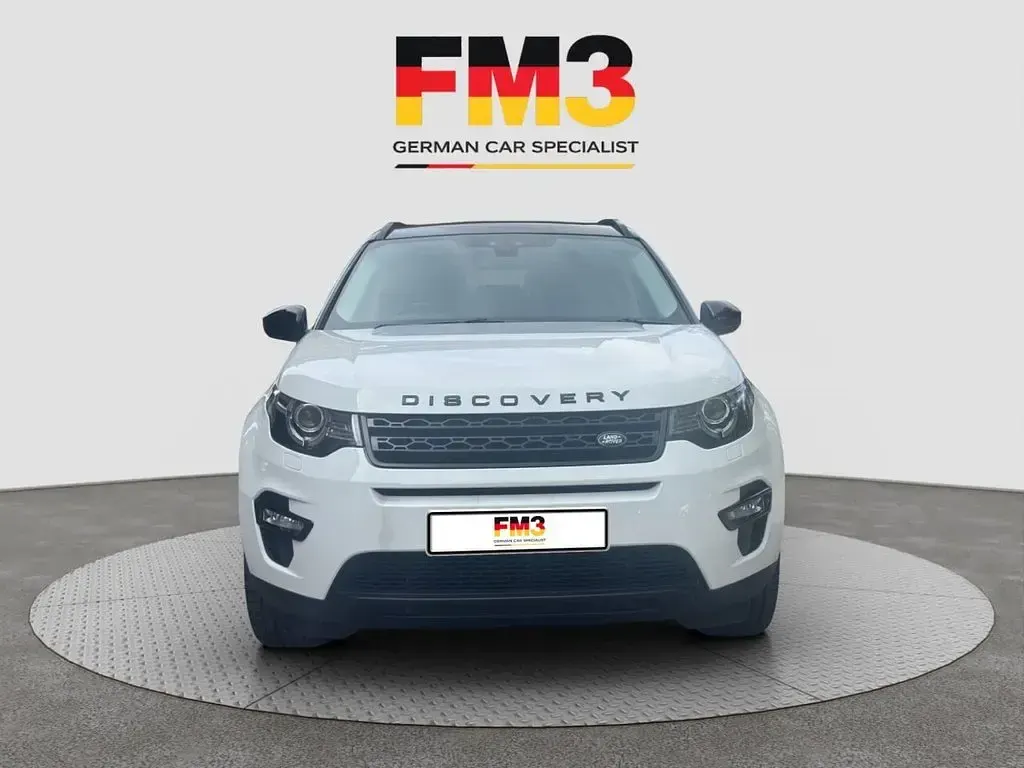 Used Land Rover Discovery Sport HSE 180 HP (132 kW) 2015 White SUV