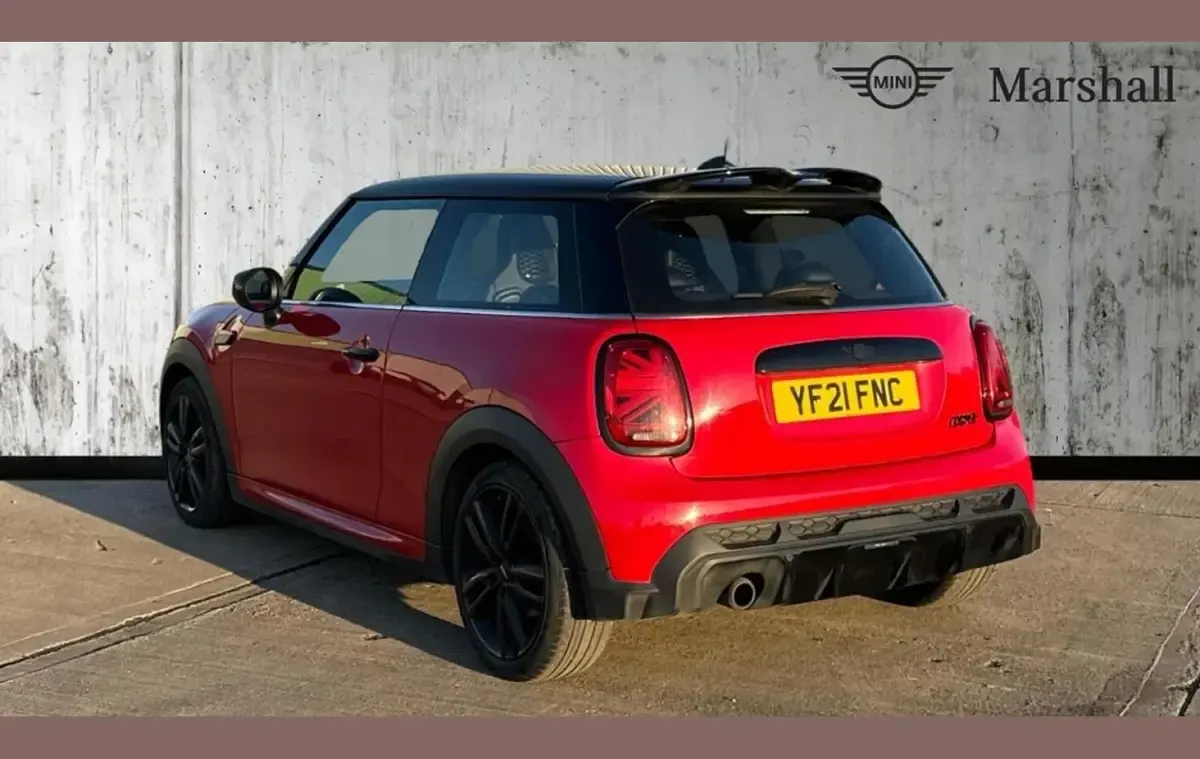 Used Mini Cooper Sport 134 HP (98 kW) 2021 Red Hatchback