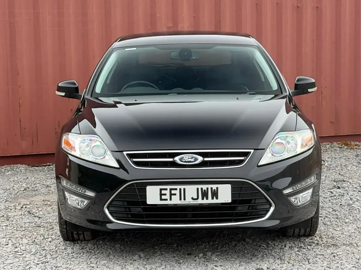Used Ford Mondeo Titanium X 163 HP (119 kW) 2011 Black Hatchback