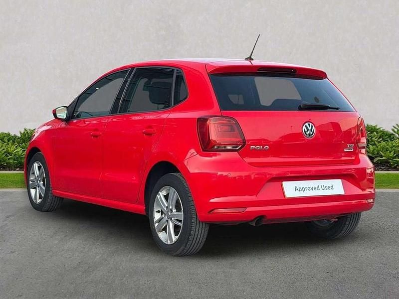 Used VW Polo Edition 90 HP (66 kW) 2017 Red Hatchback
