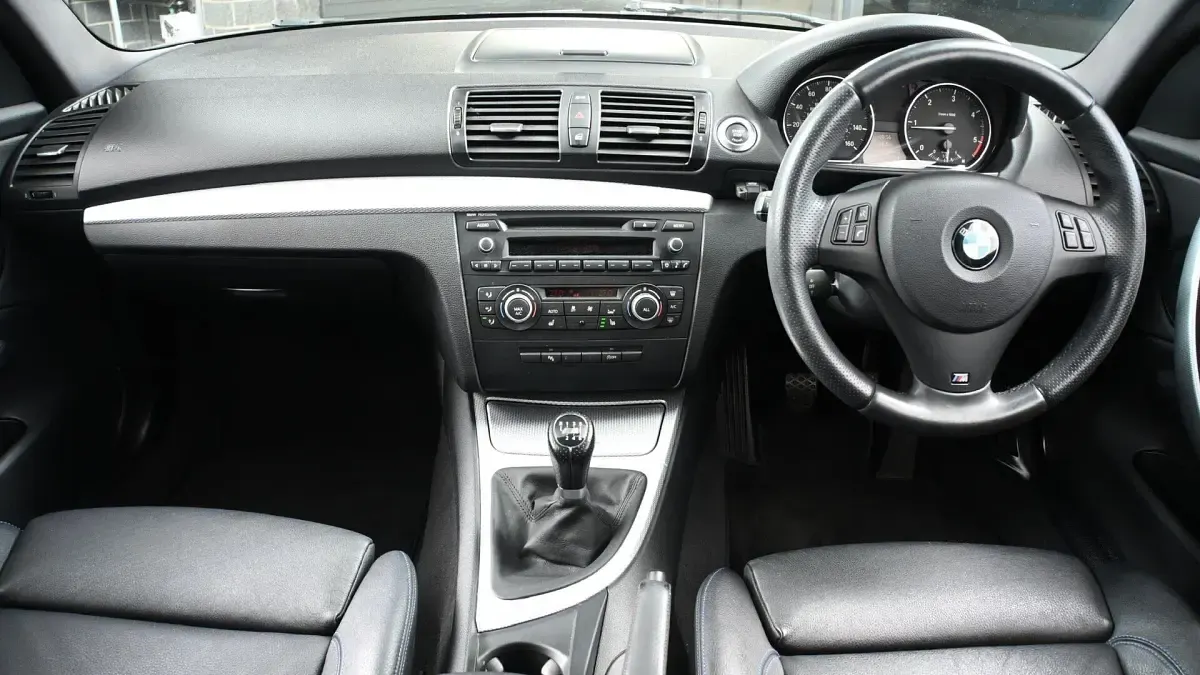 Used BMW 120 Sport Line 175 HP (128 kW) 2013 Silver Hatchback