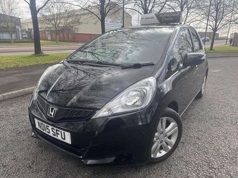 Used Honda Jazz ES 2015 Black Hatchback