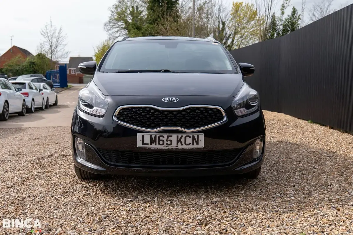 Used Kia Carens 139 HP (102 kW) 2015 Black MPV