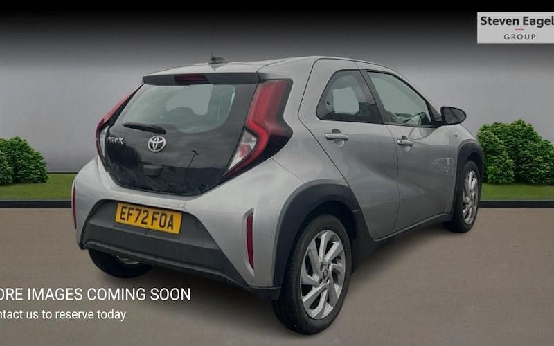 Used Toyota Aygo X PURE 72 HP (52 kW) 2025 SUV