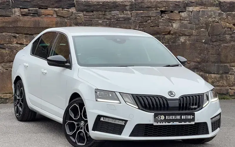 Used Skoda Octavia vRS 245 HP (180 kW) 2017 Hatchback