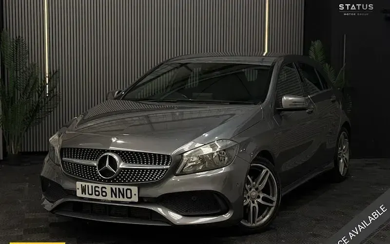 Begagnad Mercedes A180 AMG line 109 HK (80 kW) 2018 Halvkombi