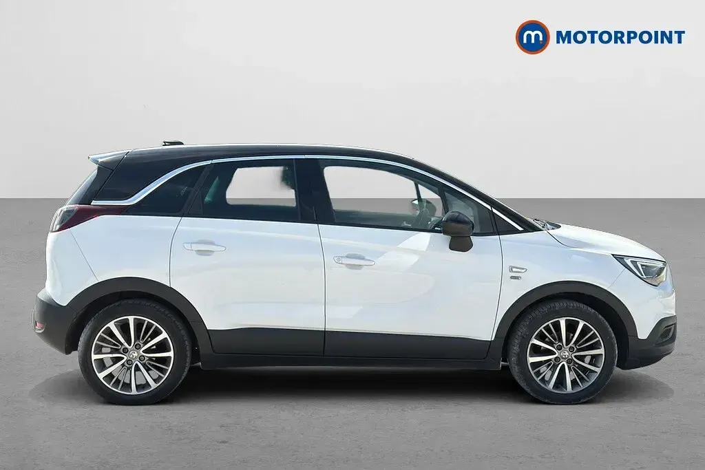Used Vauxhall Crossland X 83 HP (61 kW) 2020 White SUV