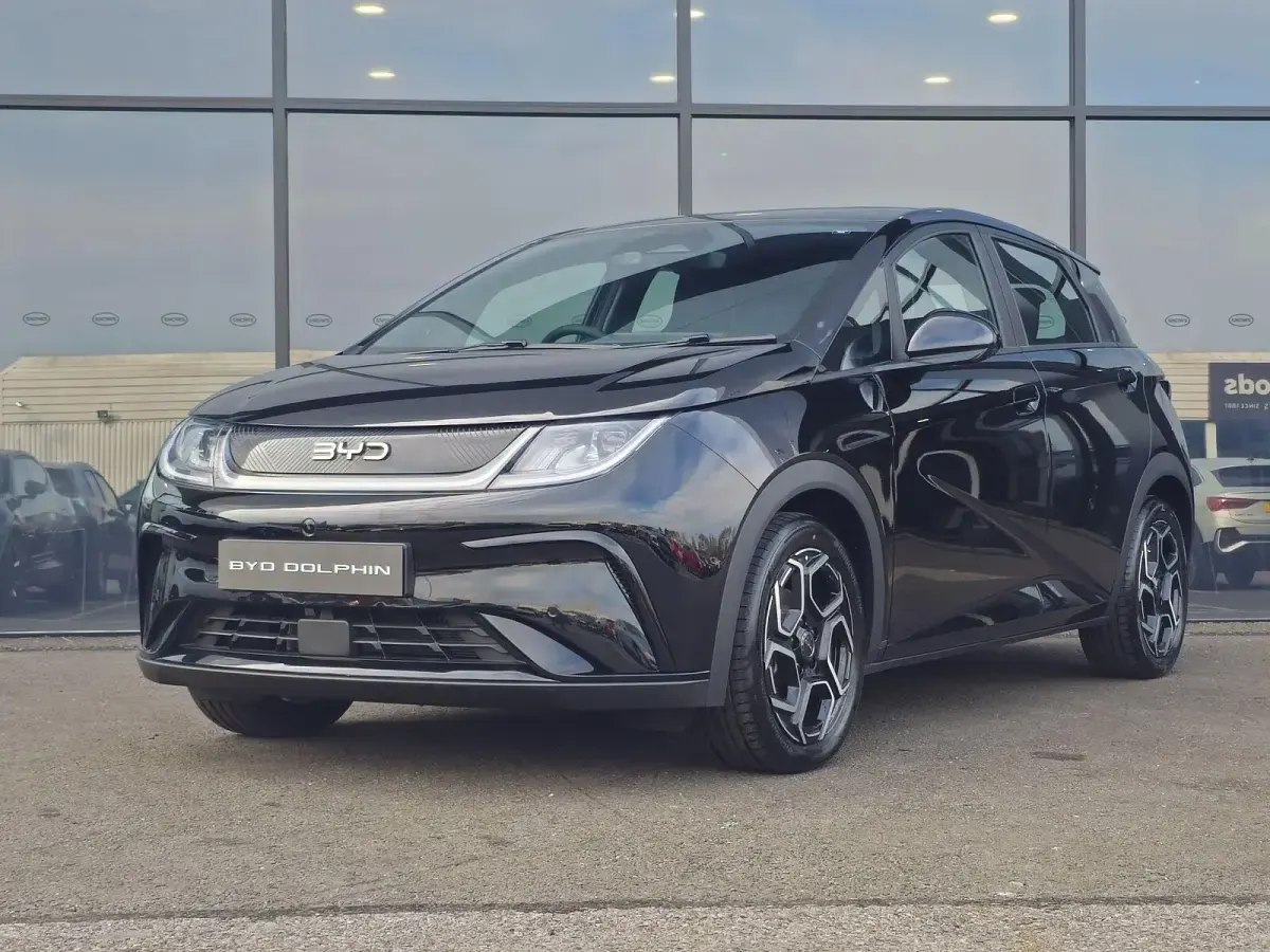 New BYD Dolphin Design 11 kW (15 HP) 2026 Obsidian black Hatchback