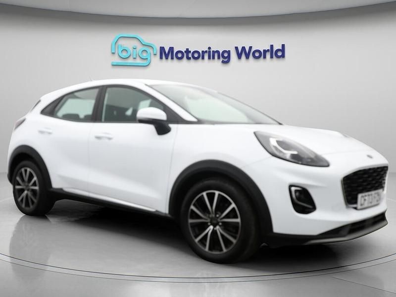 White Used 2023 Ford Puma Titanium SUV | £15,800 (Good price) - Image 1/4
