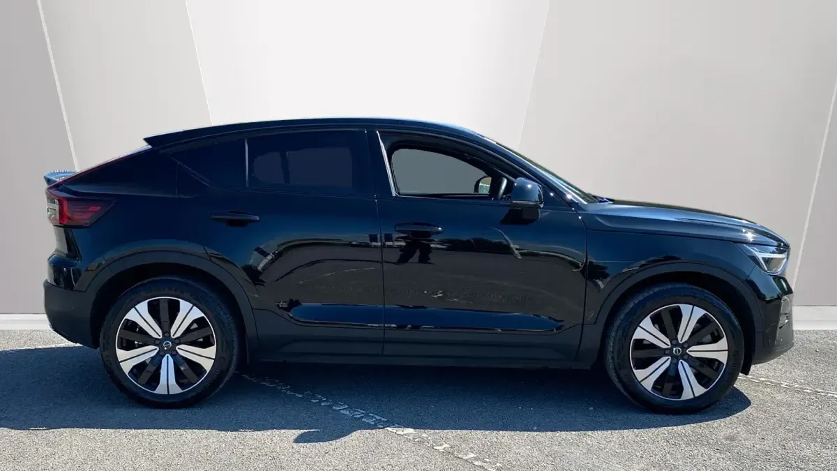 Used Volvo C40 Core 169 kW (231 HP) 2023 Blue SUV