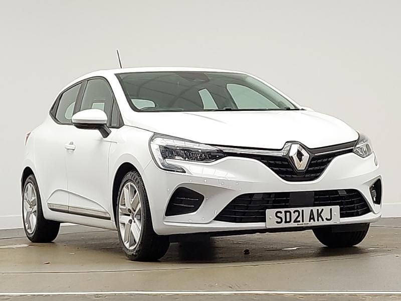 White Used 2021 Renault Clio V Play Hatchback | £10,998 (Good price) - Image 1/4