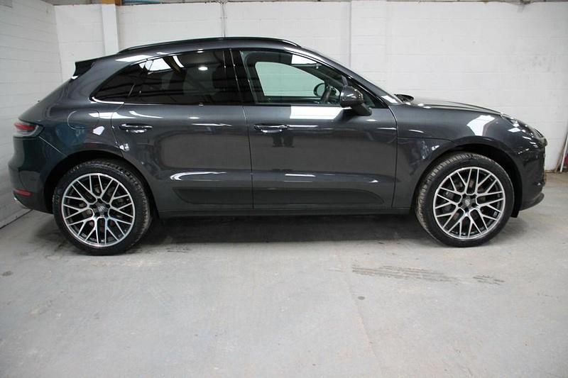 Used Porsche Macan 354 HP (260 kW) 2021 Grey SUV