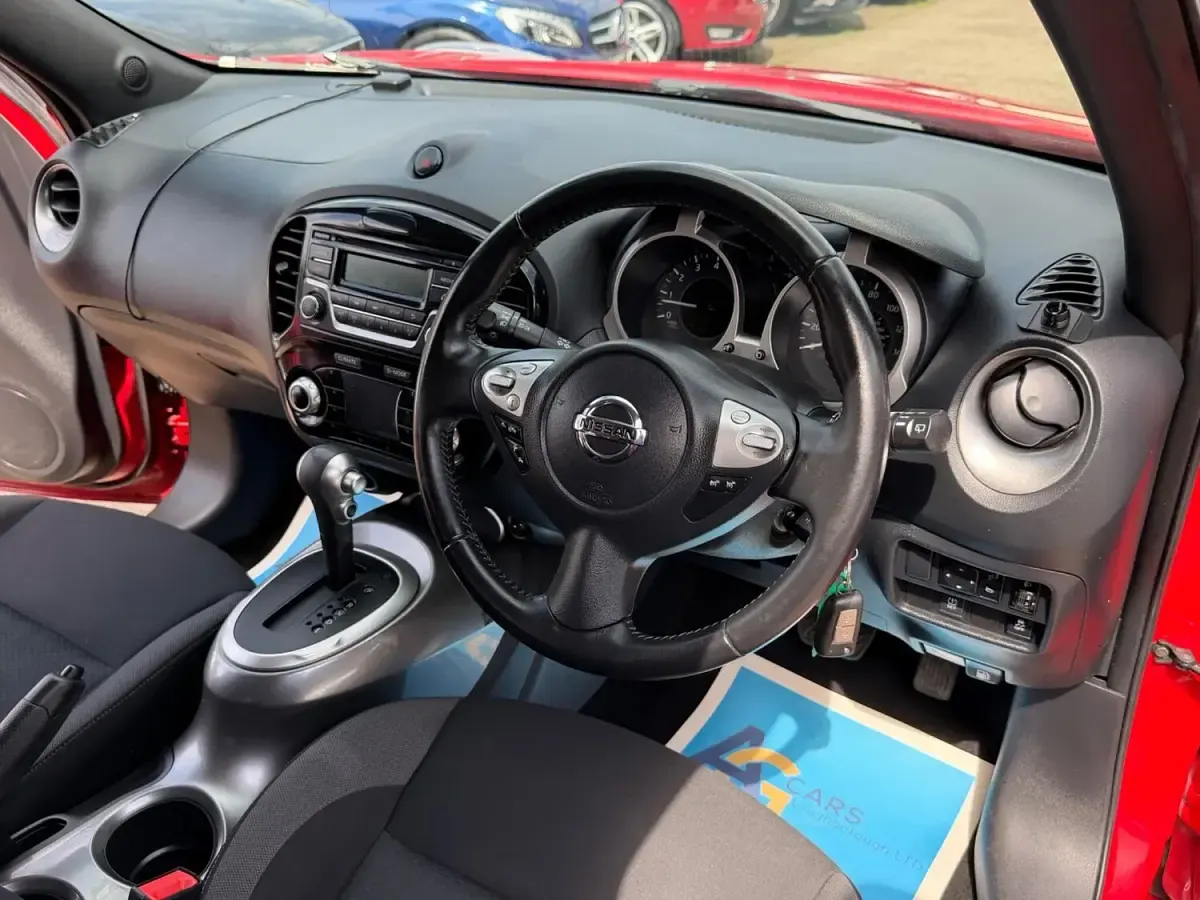 Used Nissan Juke Acenta 117 HP (86 kW) 2019 Red SUV