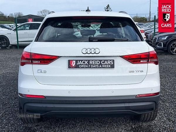 Used Audi Q3 Design 150 HP (110 kW) 2022 White SUV