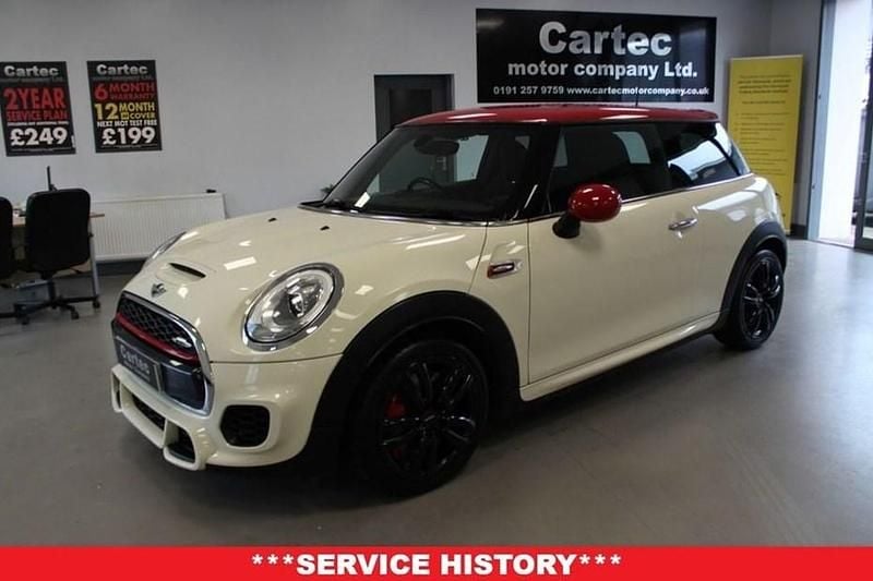 White Used 2017 Mini John Cooper Works Hatch Hatchback | £12,989 (Fair price) - Image 1/1