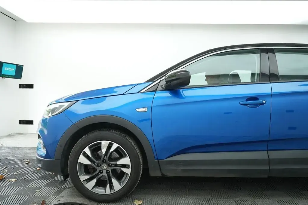 Used Vauxhall Grandland X Sport 130 HP (95 kW) 2019 Blue SUV