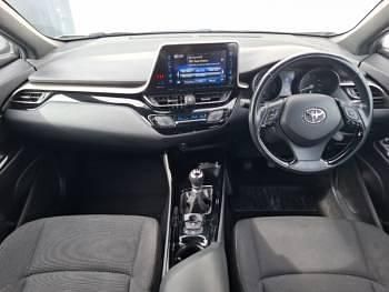 Used Toyota C-HR 115 HP (84 kW) 2018 Silver SUV