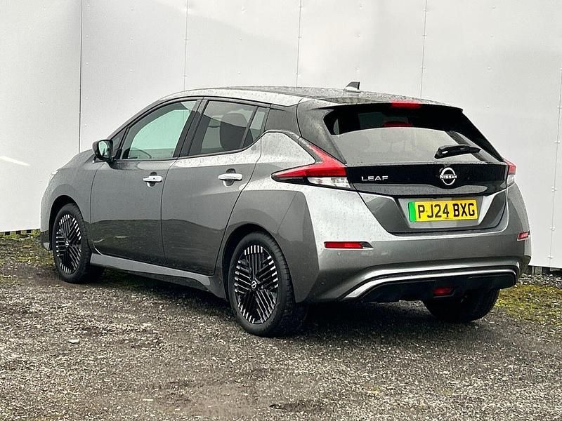 Used Nissan Leaf N-Connecta 110 kW (150 HP) 2024 Grey Hatchback