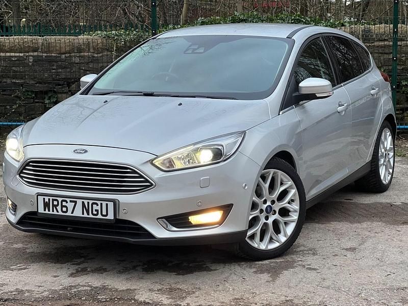 Used Ford Focus Titanium X 120 HP (88 kW) 2017 Silver Hatchback